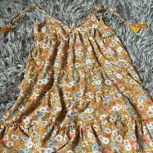 sun dress floral pattern no comment brand L good for weddings or church